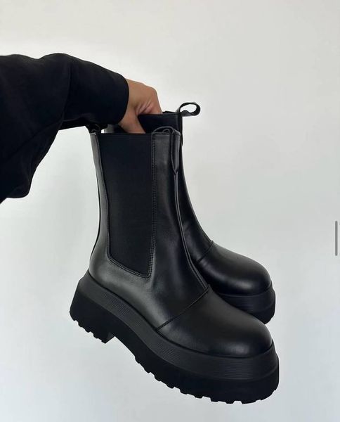Зимові челсі на платформі з натуральної шкіри чорні 964 фото