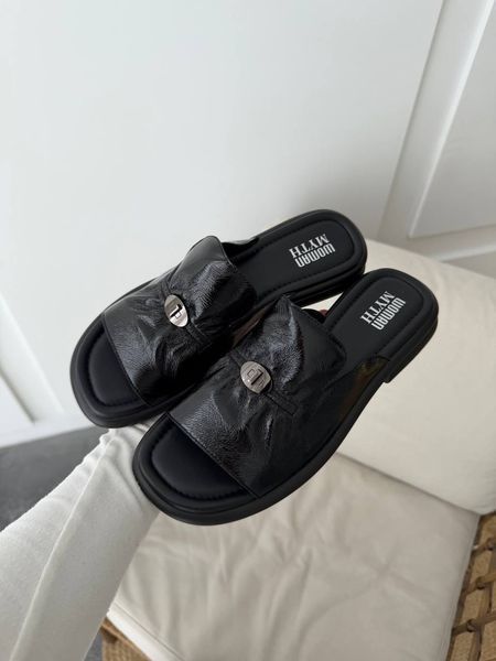 Зручні шльопанці з натуральної шкіри 1865 фото